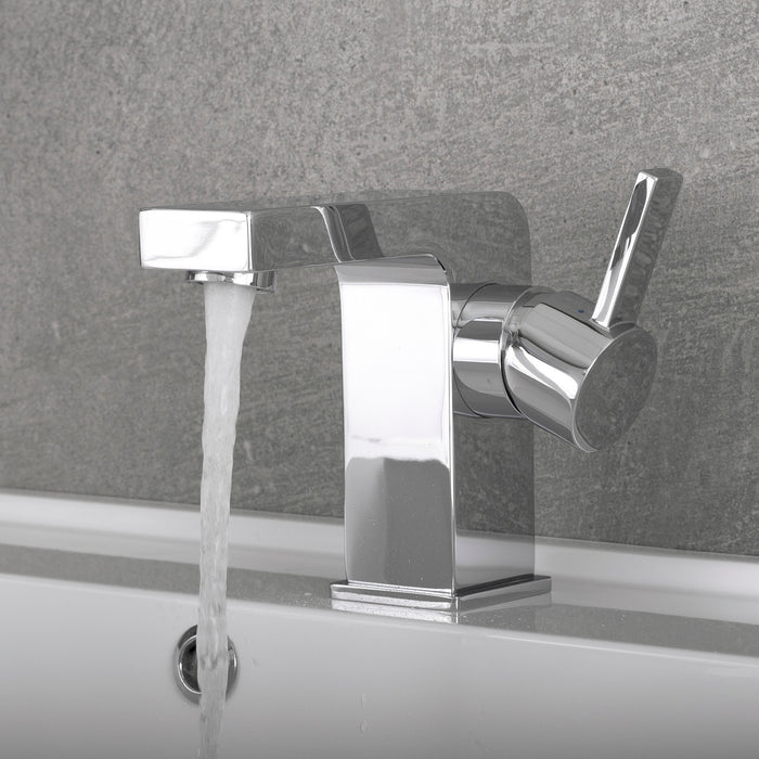 DAX Single Handle Bathroom Faucet, Brass Body, Chrome Finish, 3-15/16 x 4-1/8 Inches (DAX-8227)