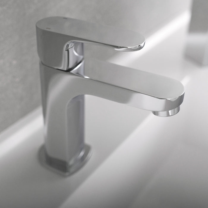DAX Single Handle Bathroom Faucet, Brass Body, Chrome Finish, 3-15/16 x 5-13/16 Inches (DAX-9829)