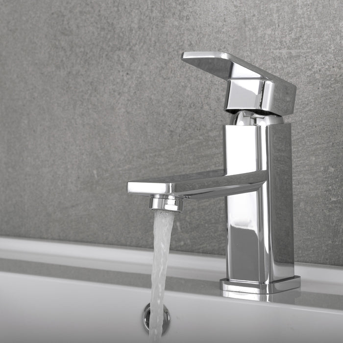 DAX Single Handle Bathroom Faucet, Brass Body, Chrome Finish, 5-15/16 x 6-1/8 Inches (DAX-8510-CR)
