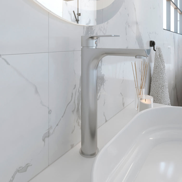 DAX Single Handle Bathroom Faucet (DAX-8108B)