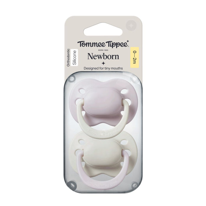 TOMMEE TIPPEE NEWBORN SOOTHER (0-2 MONTHS)