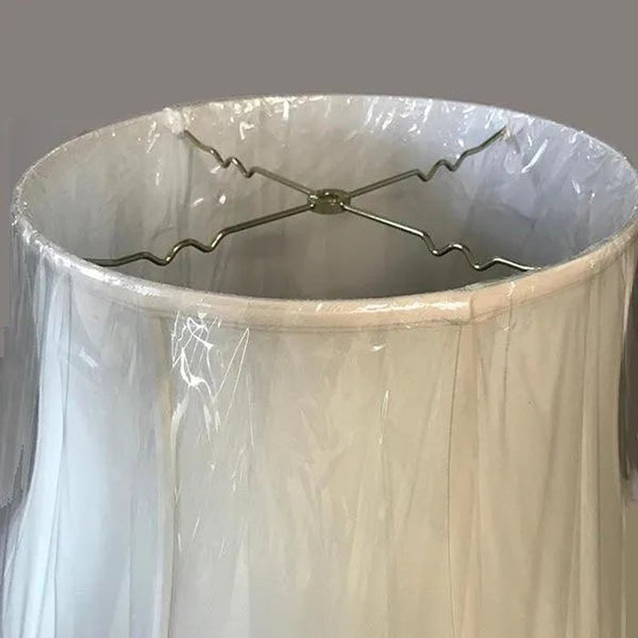 V notches hold lamp shade in place
